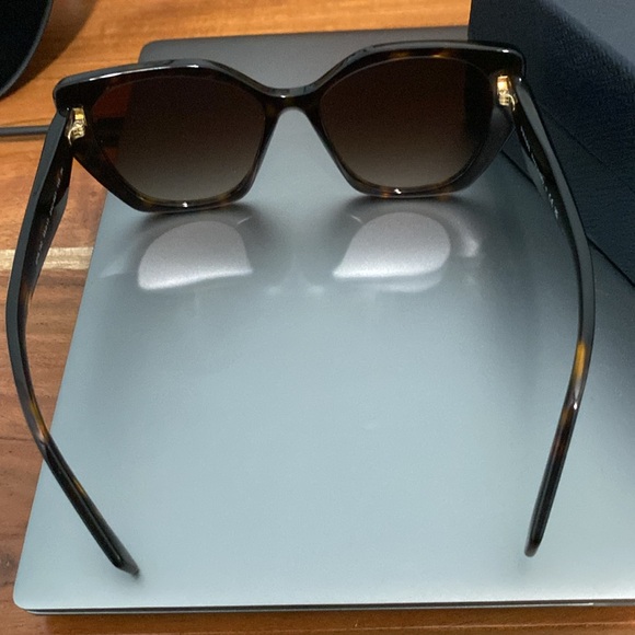 NEW Prada SPR 19Z - Picture 6 of 11